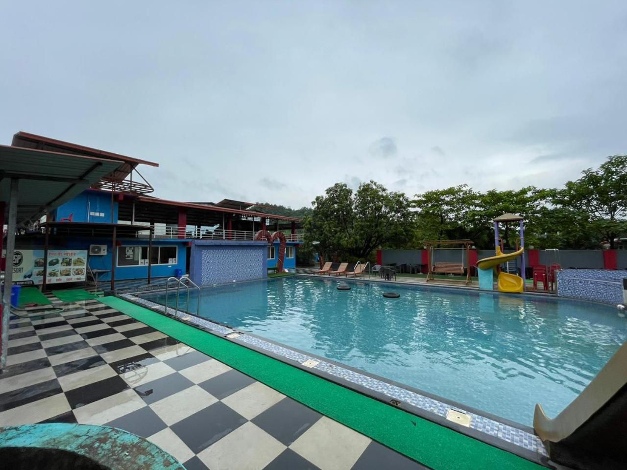 Wayfare Sp Resort Panvel Exteriér fotografie
