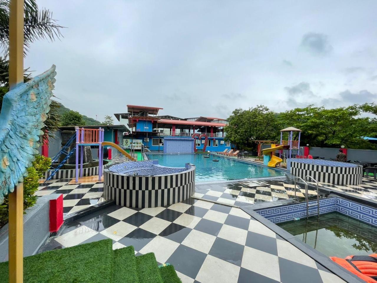 Wayfare Sp Resort Panvel Exteriér fotografie