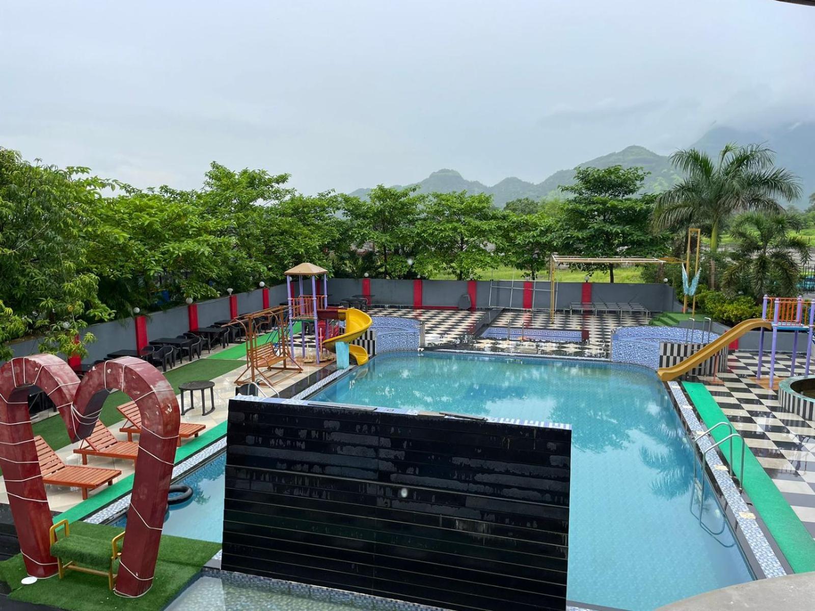 Wayfare Sp Resort Panvel Exteriér fotografie